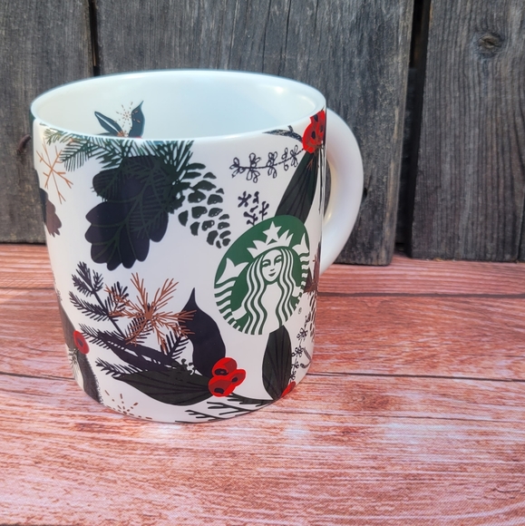Starbucks Christmas Mug - Picture 7 of 10
